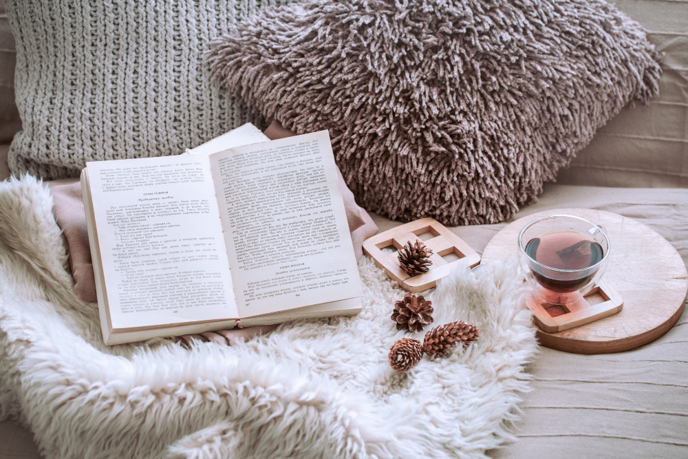 un coin lecture cocooning pour un espace ultra cosy